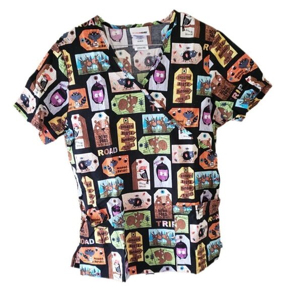 ScrubStar Woodland Friends Squirrel Road Trip Size XS Scrub Top - Picture 1 of 4